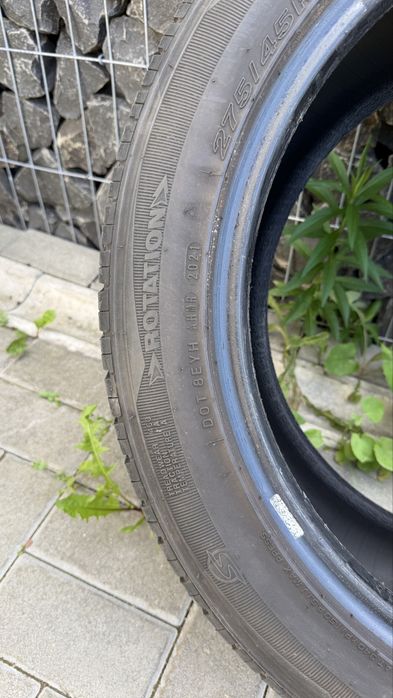 Nexen roadian HP 275/45 R20
