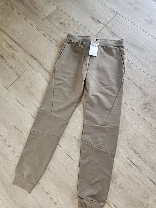 Nowe spodnie chlopiece 158