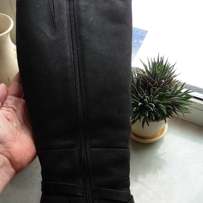 Чоботи Tamaris, 37р., нові, чорні, нубук