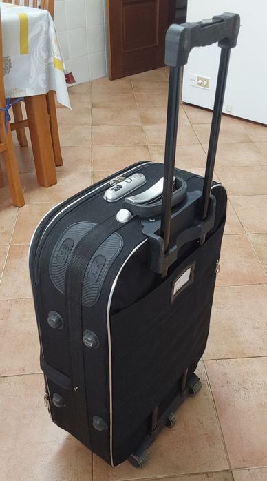 MALA DE VIAGEM DE PORÃO. Casa,Quarto, Arrumação, Passeio, Mudanças.