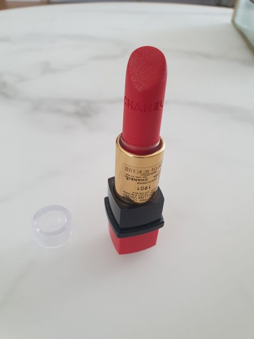 Pomadka szminka CHANEL ROUGE ALLURE Velvet Ardente 48