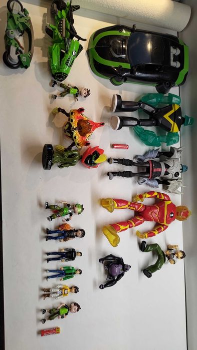 Игрушки.фигурки.бен тен.бен 10.ben ten.
