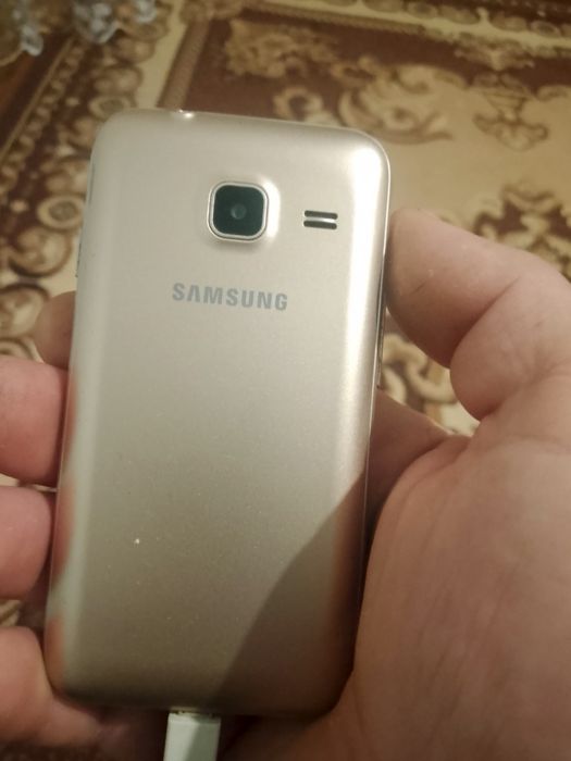 Продам телефон с.