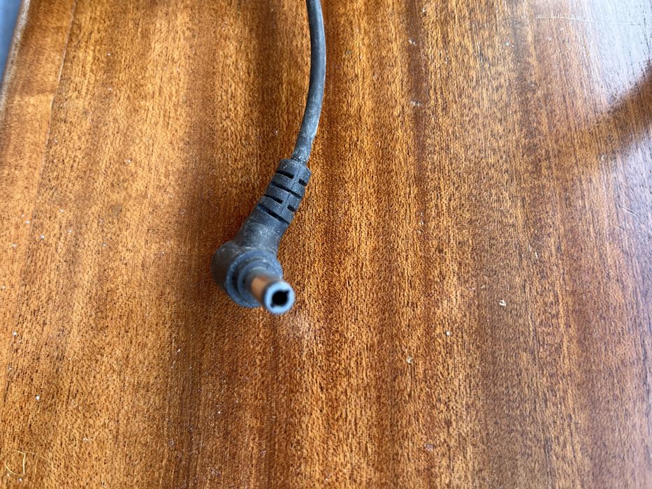 Carregador 20 v fujitso siemens