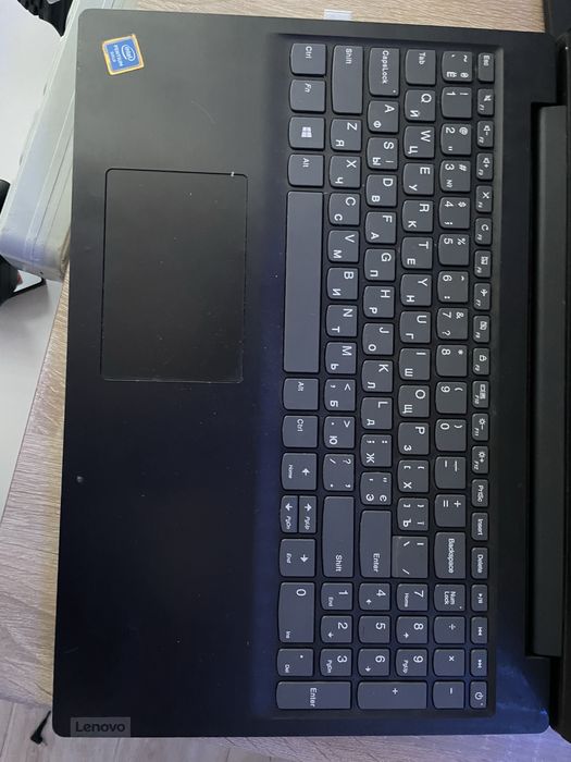 Продам ноктбук б у