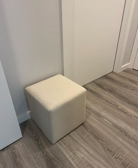 Pufe / repousa pés 40x40