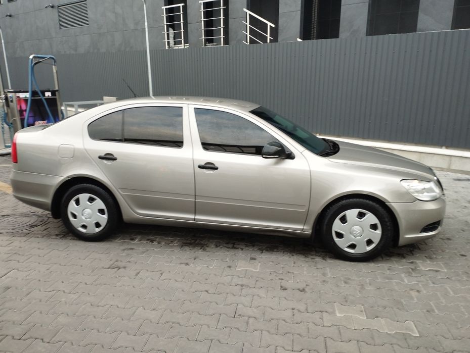 Skoda Octavia 2011 VIN TMBDT21Z0C2028990 фото оголошення 3 з 20