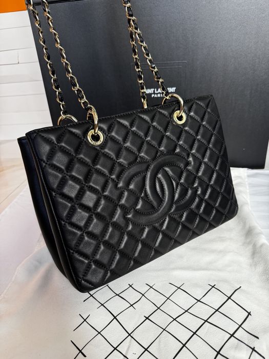 Torebka CC skóra jagnięca CH czarna piękna italy