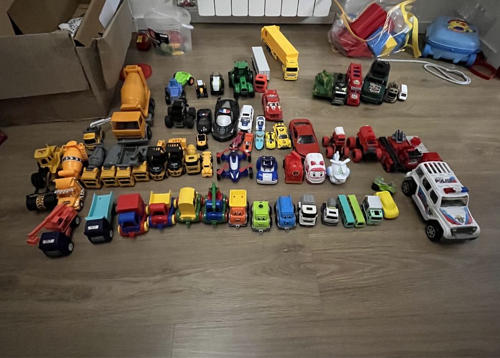 Машинки різні