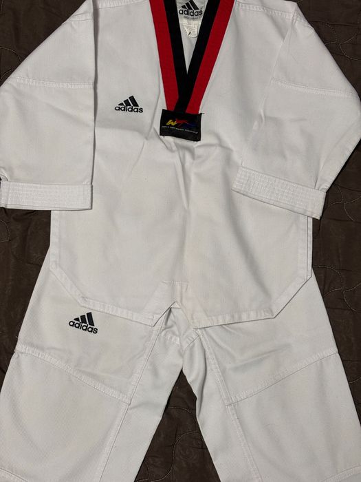 Кімоно дитяче Adidas 110 см.