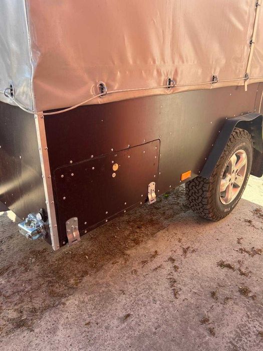 Причіп автомобільний