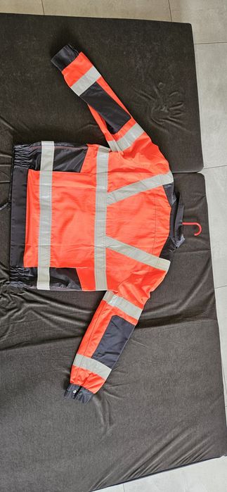 Kurtka robocza 54