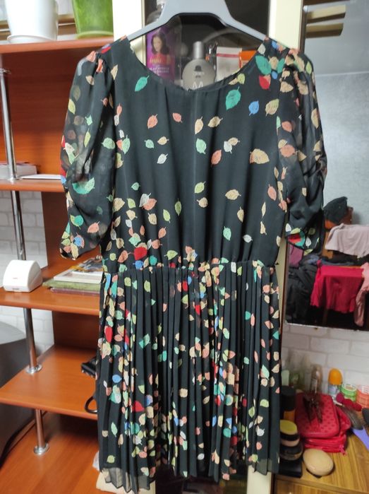 Продам свої плаття.