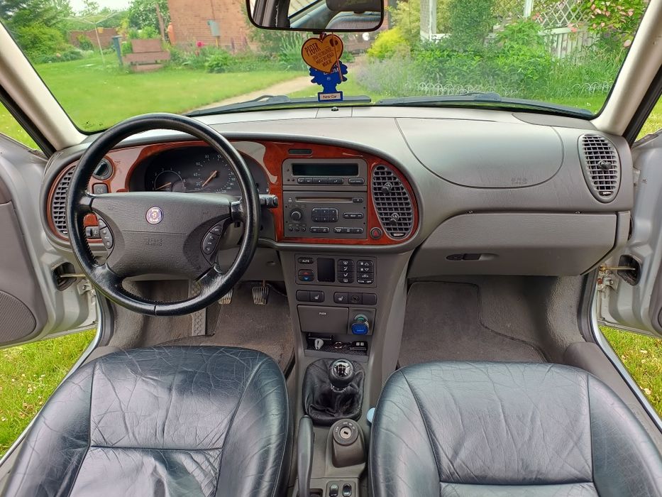 Saab 93 1998 2.0 turbo 154 km