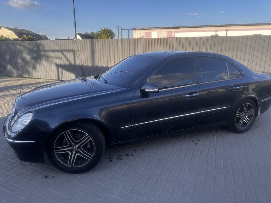 Мерседес 211 2.7 дизель автомат