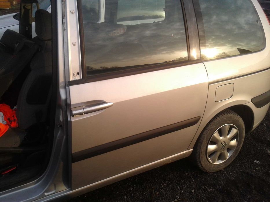 Citroen C8 Szyba z Drzwi Lewy Tył Srebrne Gołe Klamka Zamek Ulysse 807