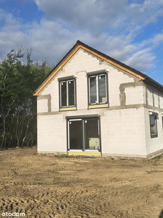 Dom jednorodzinny wolnostojący pow 155m2 pompą ciepła i rekuperatorem