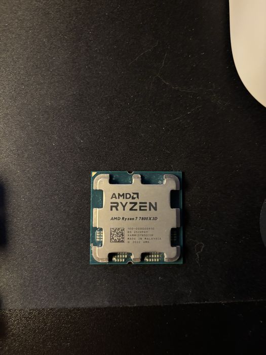Procesor AMD Ryzen 7 7800X3D OEM AM5