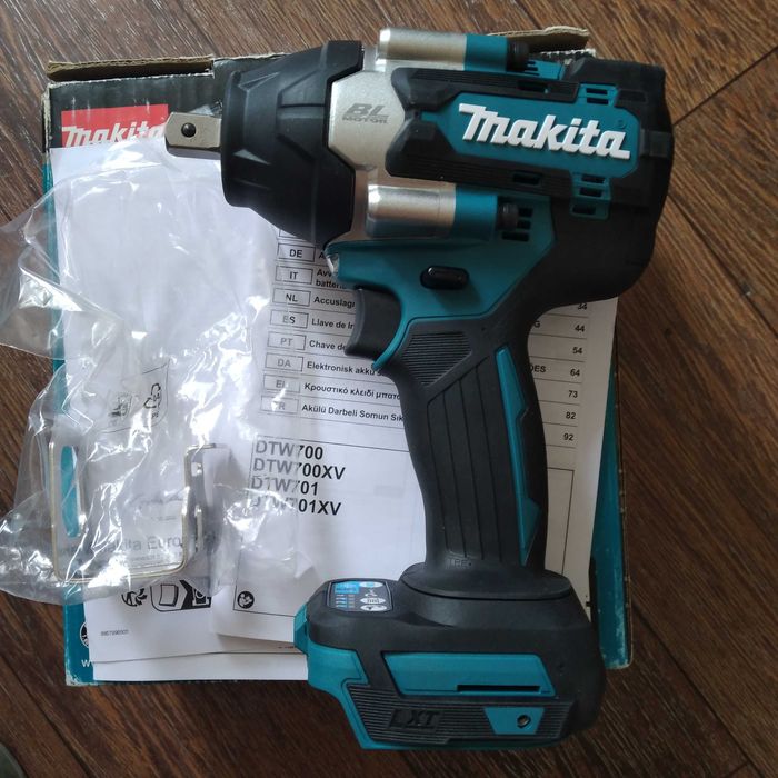 Гайковерт Makita DTW701Z