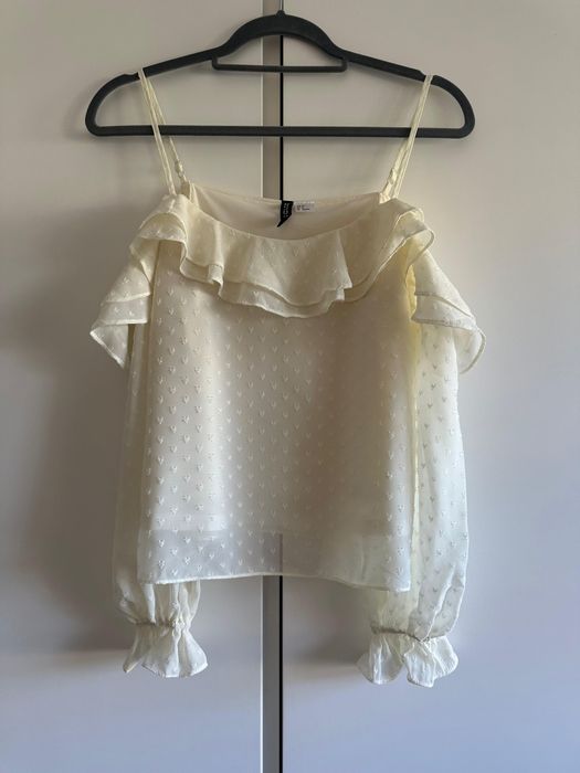 Blusa creme plumeti da H&M