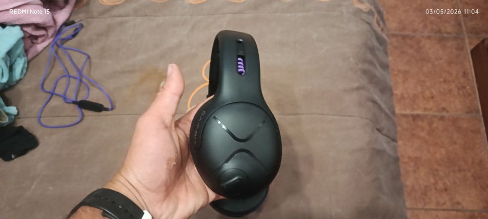 Estou a vender estes fones na ps4 né bom estado porque ja não estou a usá-los