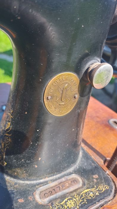 Maszyna do szycia Singer.