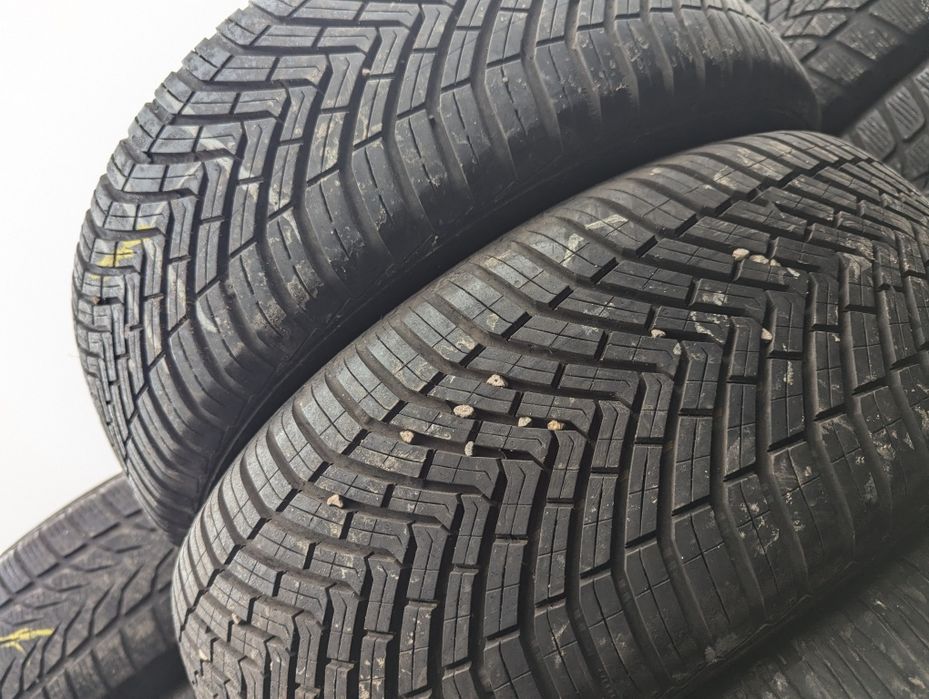 225/55R17 Continental all season