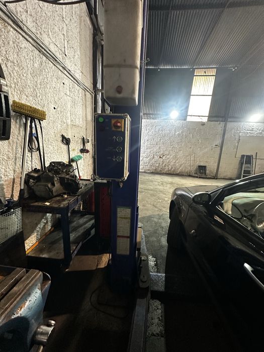 Elevadot 4 toneladas