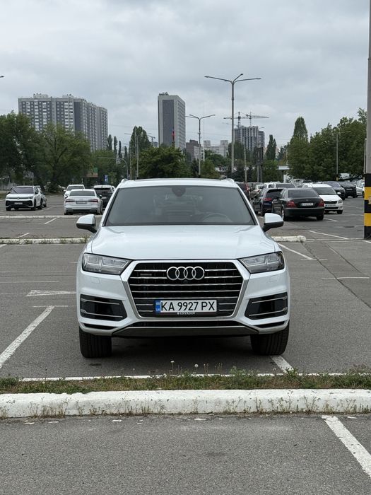 Audi Q7 premium plus