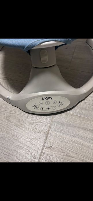 Berço de embalar elétrico