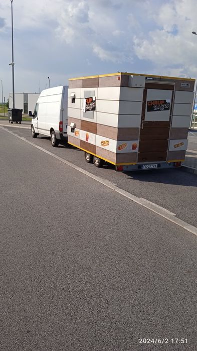 Usługi transportowe przewóz przeprowadzki bus