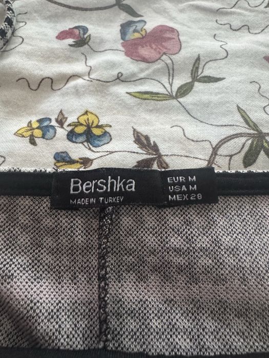 Sukienka w krate na ramiaczkach