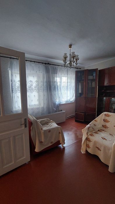 Продається добротний доглянутий будинок