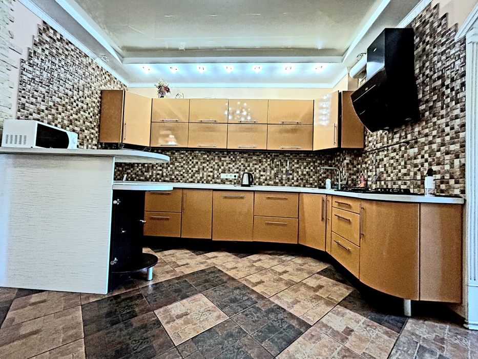 Большой дом для большой компании на Новый год