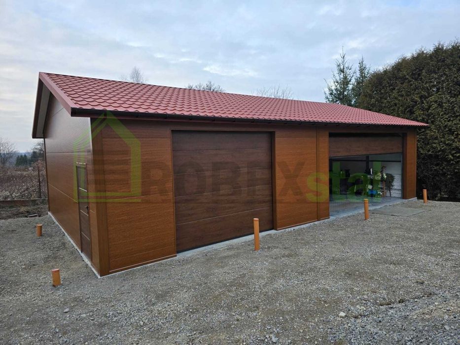 hala Garaż ocieplany z płyty warstwowej 12,5x8 złoty dąb orzech