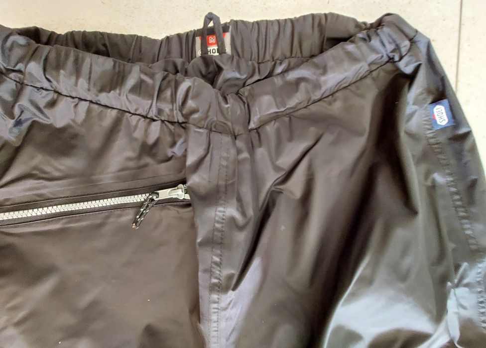 Calças impermeáveis Shoei