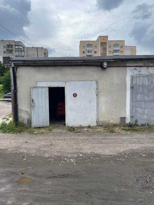 Гараж продам Львів Стрийська Автовокзал