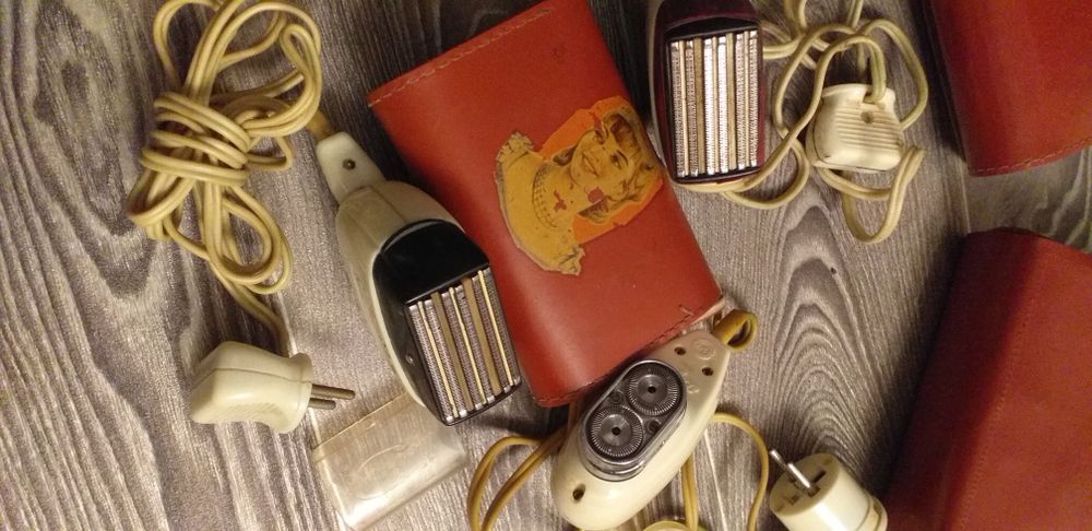 Электро бритва СССР.  Цена за все.