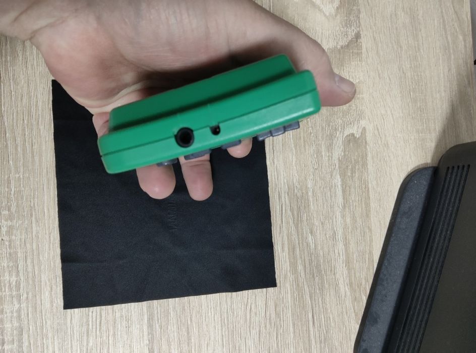 Game Boy pocket com 2 jogos