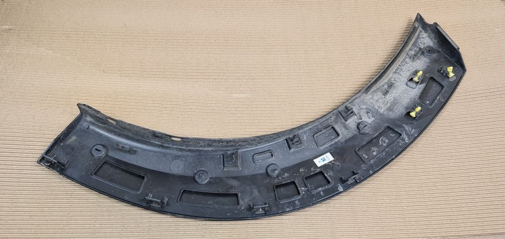 Listwa Nakładka  Błotnika Zderzaka Prawy Tył Nissan Ariya