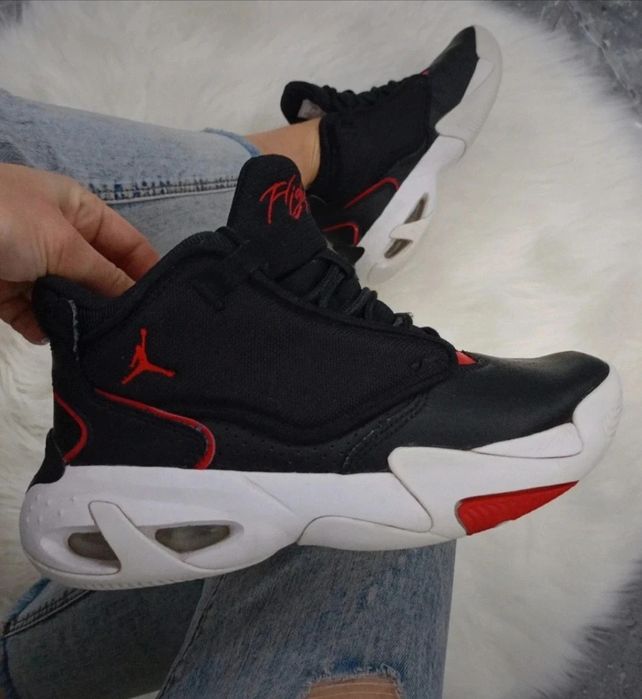 Buty koszykarskie Nike Air Jordan Max Aura 4 rozmiar 38.5 męskie