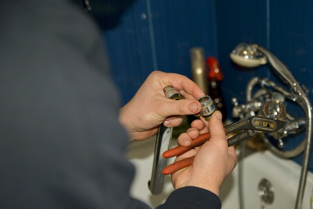 Послуги сантехніка Франківськ. Монтаж сантехніки. Сантехнічні роботи.