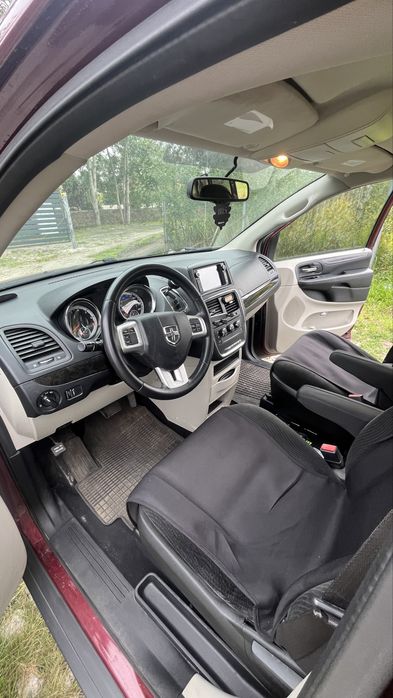 Dodge Grand Caravan 3.6 V6 | 2016 | 164 tys. km