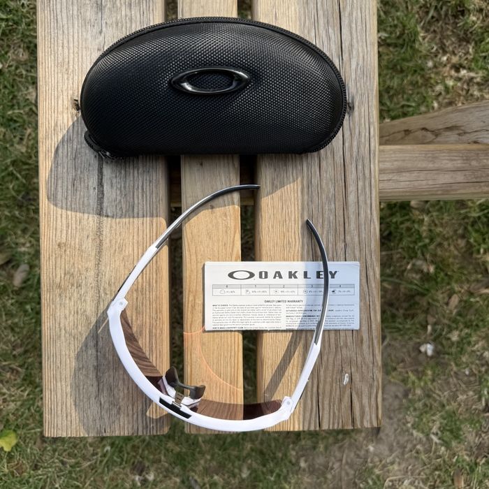 В НАЛИЧИИ | Очки Oakley Sutro Lite
