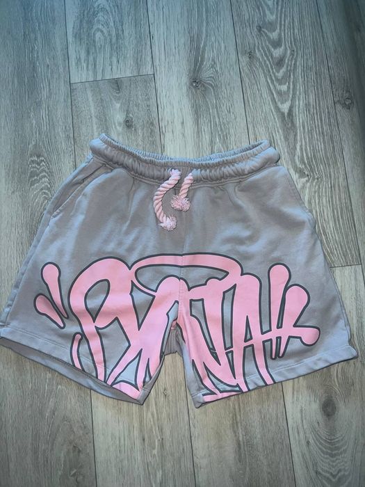 Оригинальные шорти Syna World