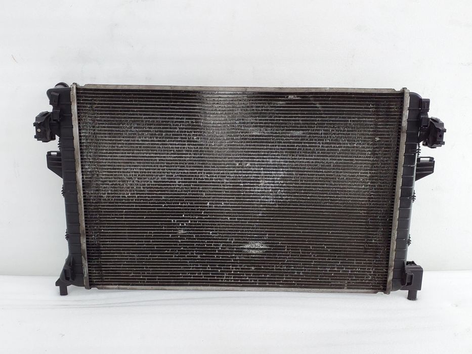 Radiador de água VOLKSWAGEN Golf VII (5G1, BQ1, BE1, BE2)