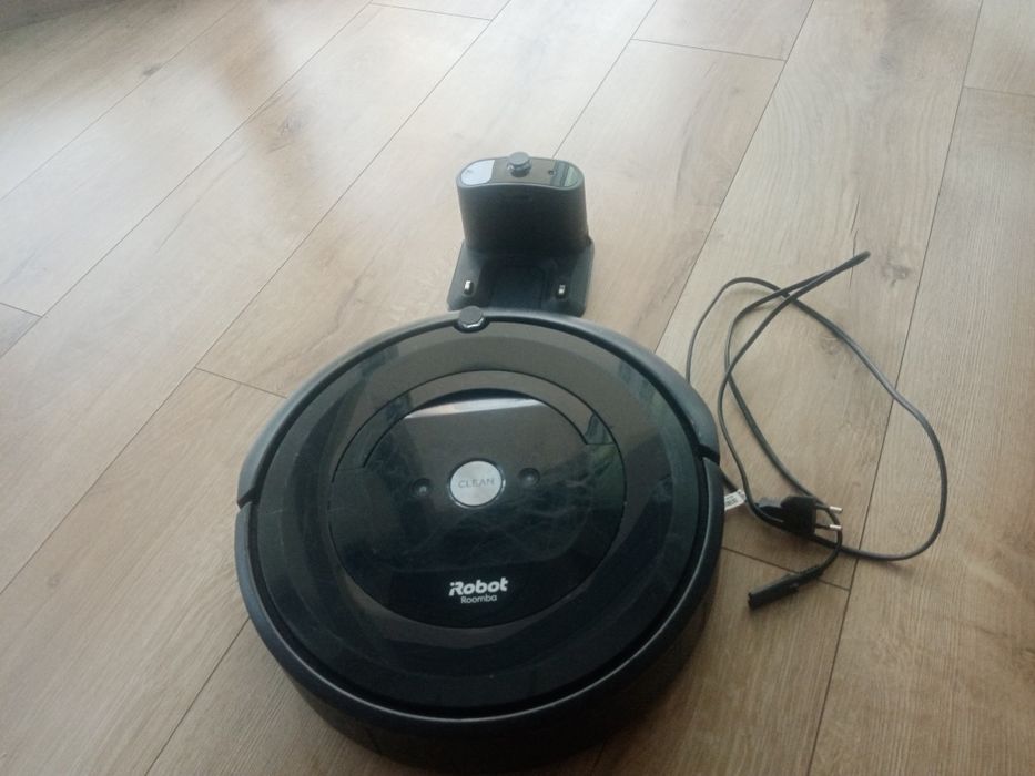 Robot Roomba E 5