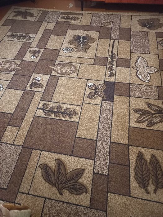 Килим  на підлогу