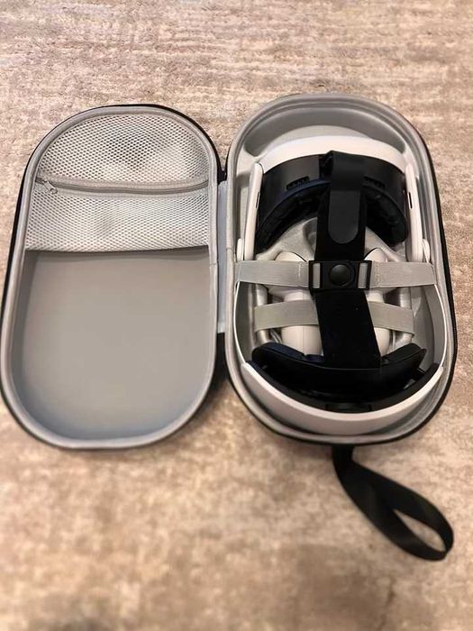 Gogle VR Oculus Meta Quest 3 512 GB – 512 GB – Jak nowy + akcesoria