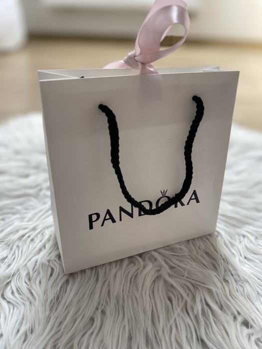 Torebka prezentowa Pandora ze wstążka na biżuterię